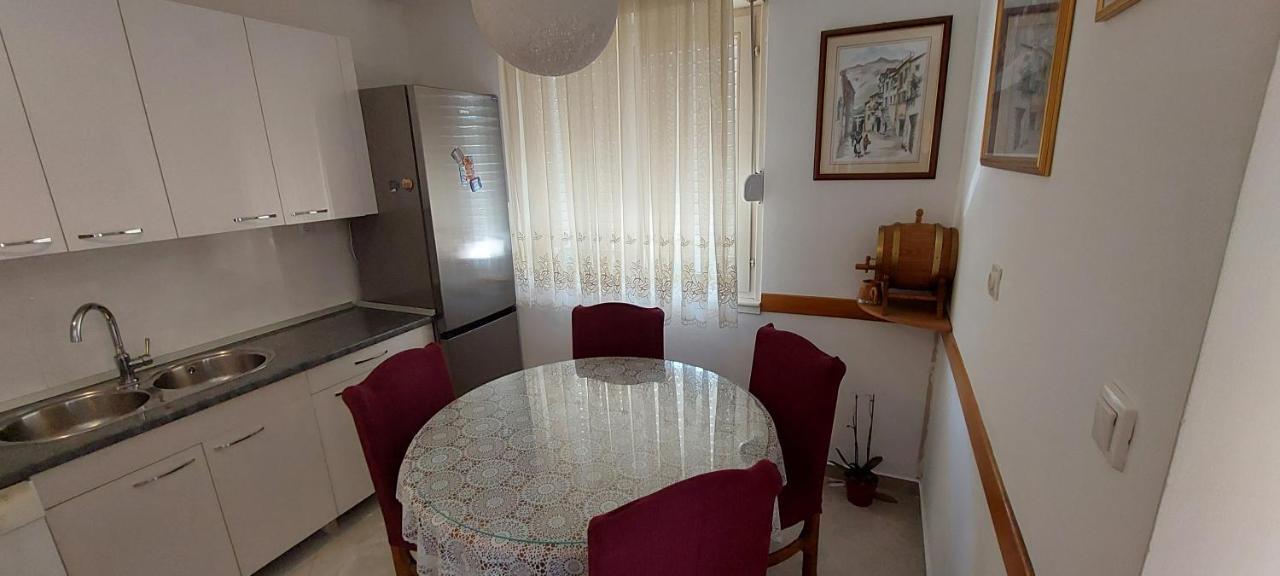 Ferienwohnung Lana Split Exterior foto
